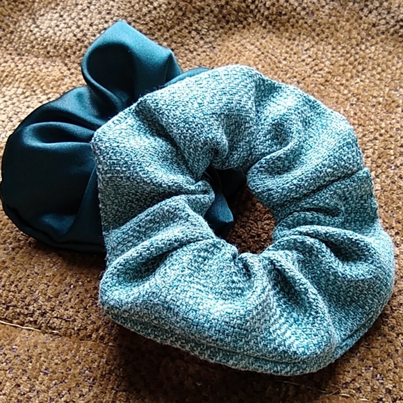 Scrunchies - Picture 2 of 4